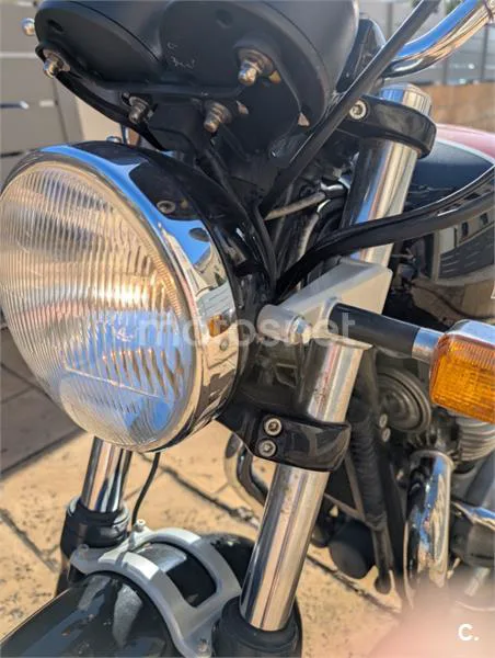Royal Enfield Interceptor 650 - Vista 13