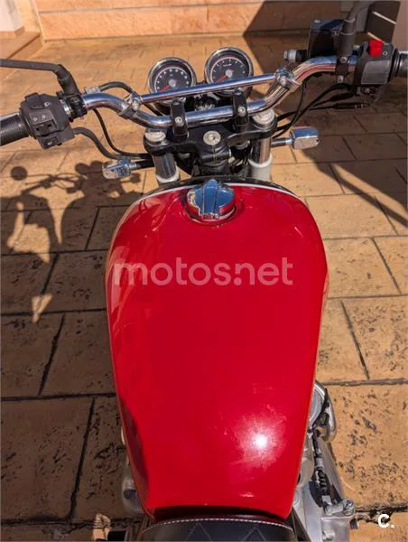 Royal Enfield Interceptor 650 - Vista 4