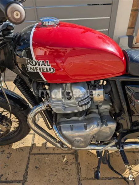 Royal Enfield Interceptor 650 - Vista 9