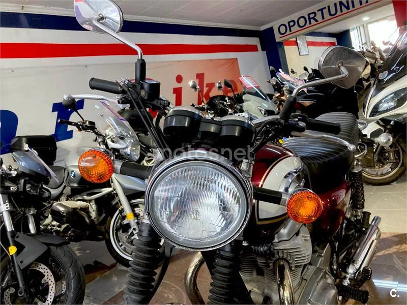 Kawasaki W800 – Vista 14