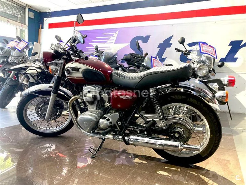 Kawasaki W800 – Vista 6