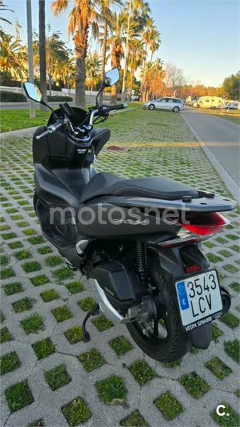 Honda PCX 125 – Vista 3