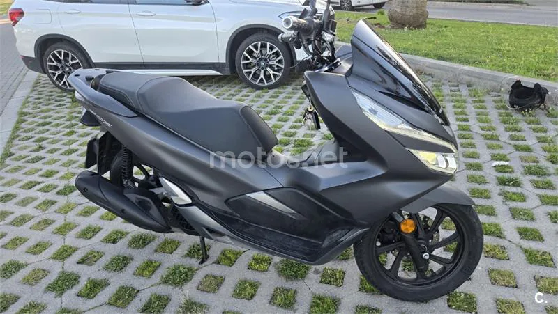Honda PCX 125 – Vista 6