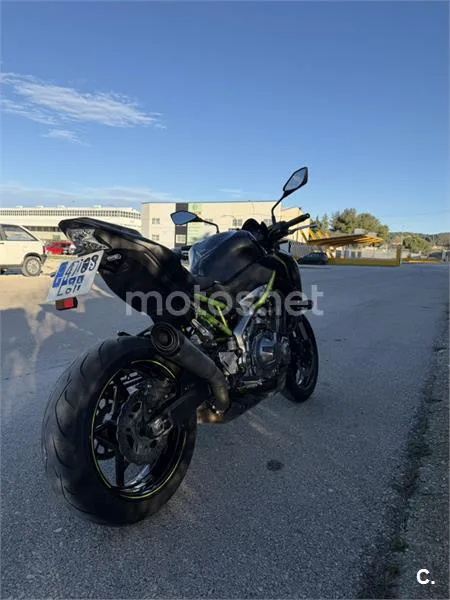 Kawasaki Z 900 – Vista 7