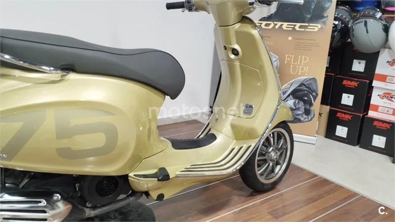 Vespa Primavera – Vista 13
