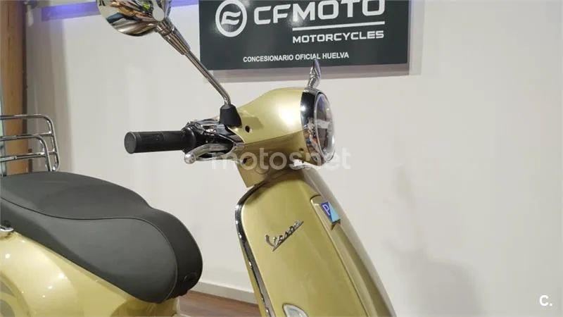 Vespa Primavera – Vista 16