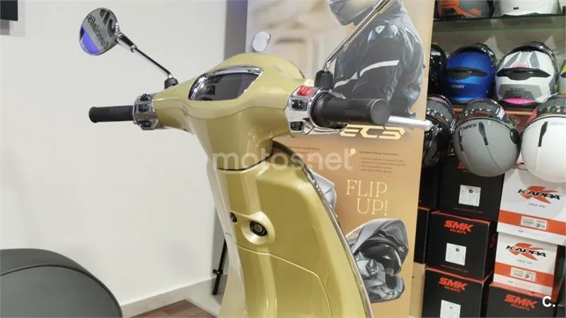 Vespa Primavera – Vista 18