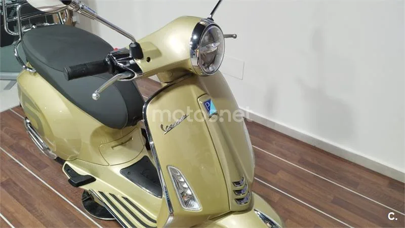 Vespa Primavera – Vista 22