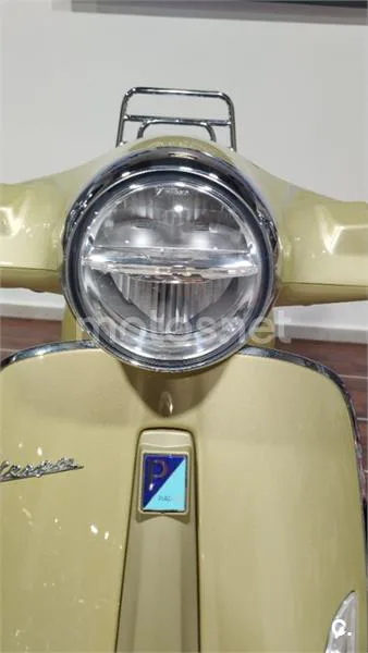 Vespa Primavera – Vista 26