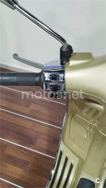 Vespa Primavera – Vista 40