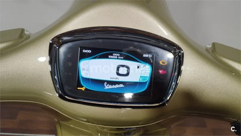 Vespa Primavera – Vista 45