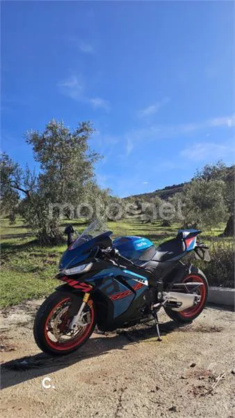Aprilia RSV4 – Vista 5