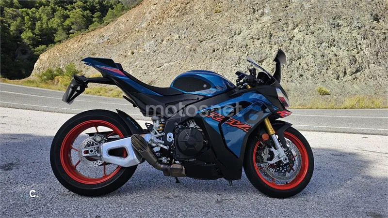 Aprilia RSV4 – Vista 8