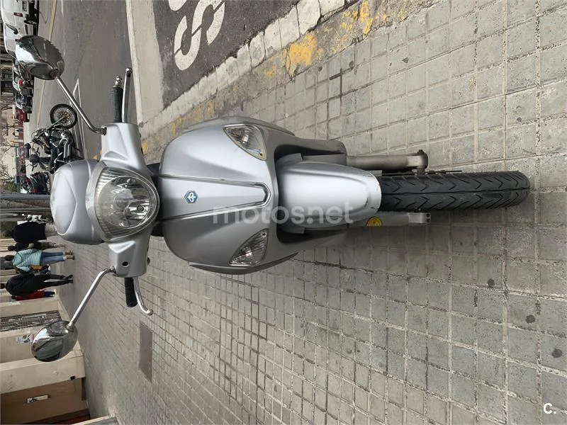 Piaggio LIBERTY 125 4T – Vista 6