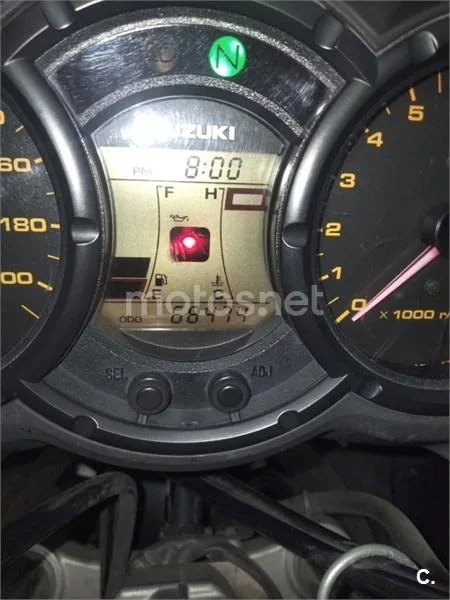 Suzuki V-Strom 650 – Vista 4