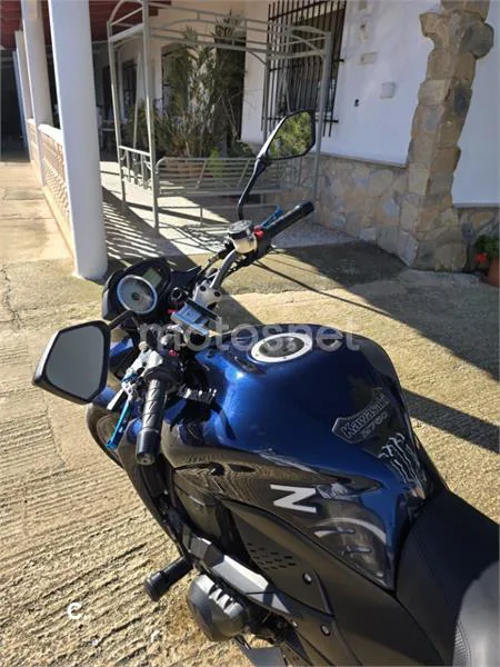 Kawasaki Z 750 – Vista 7