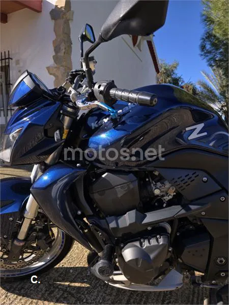 Kawasaki Z 750 – Vista 10