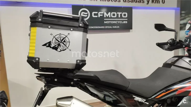 KTM 790 – Vista 12