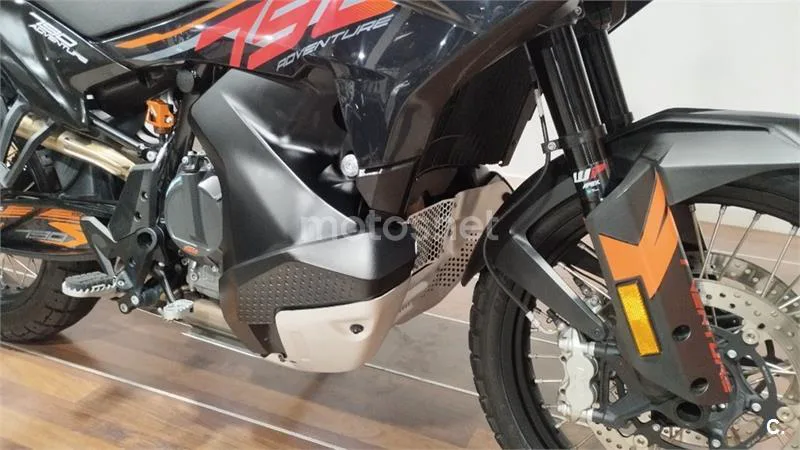 KTM 790 – Vista 14