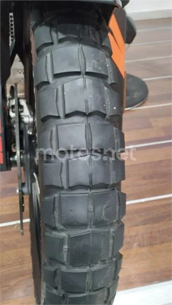 KTM 790 – Vista 22
