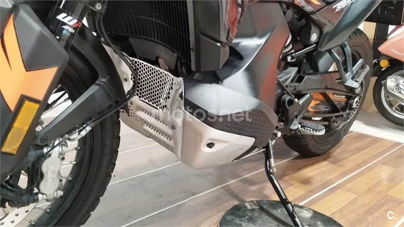 KTM 790 – Vista 30