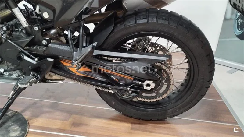 KTM 790 – Vista 31