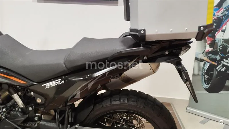 KTM 790 – Vista 32