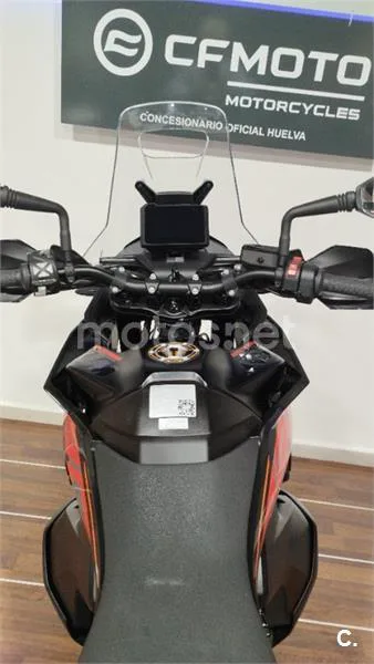 KTM 790 – Vista 41