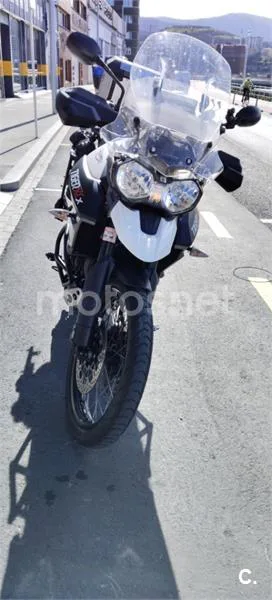 Triumph Tiger 800 XCX – Vista 2
