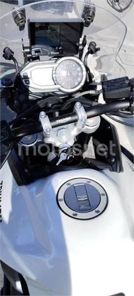 Triumph Tiger 800 XCX – Vista 6