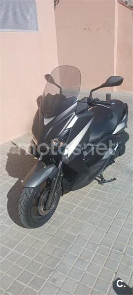 Yamaha XMAX 250 – Vista 7