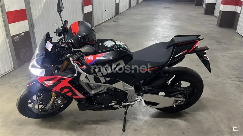 Aprilia Tuono V4 1100 Factory – Vista 2