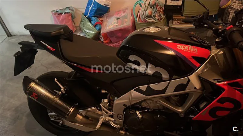 Aprilia Tuono V4 1100 Factory – Vista 5