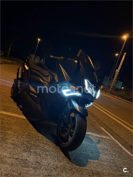 Yamaha TMAX 530 – Vista 3