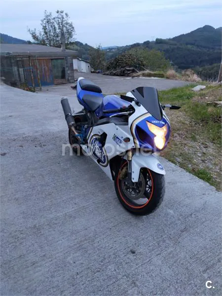 Suzuki GSX R600 – Vista 2