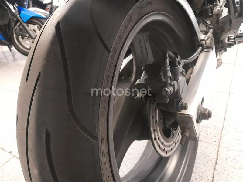 Honda CB 600 S – Vista 4