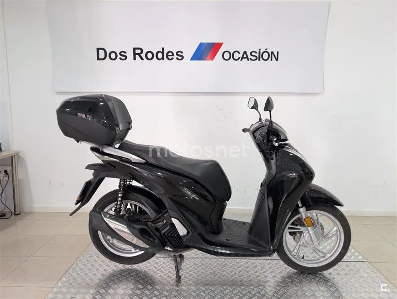 Honda SH 125i – Vista 6