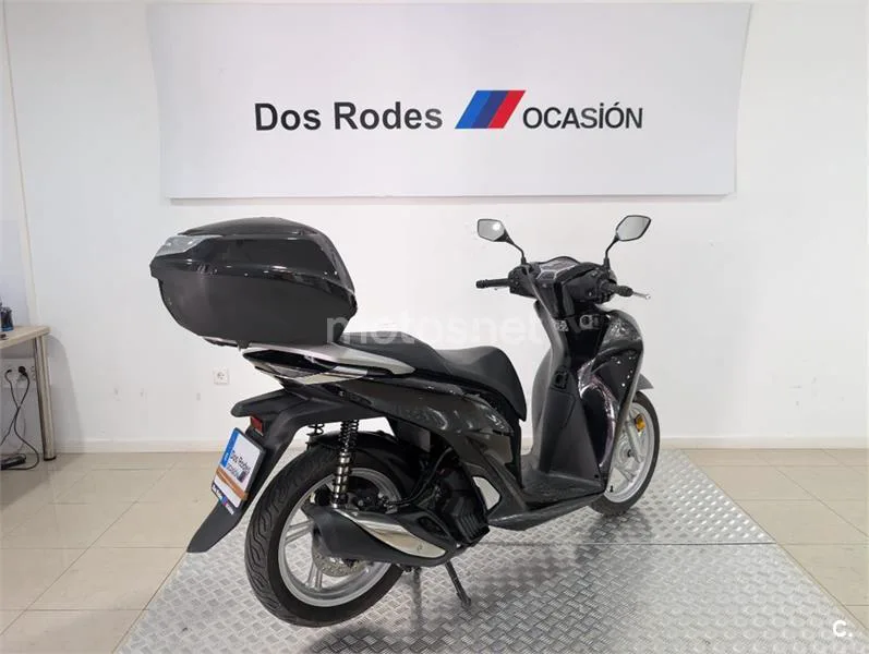 Honda SH 125i – Vista 7