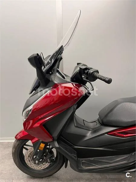 Honda Forza 350 – Vista 4