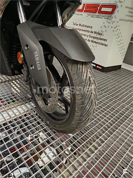 Yamaha XMAX 125 – Vista 12