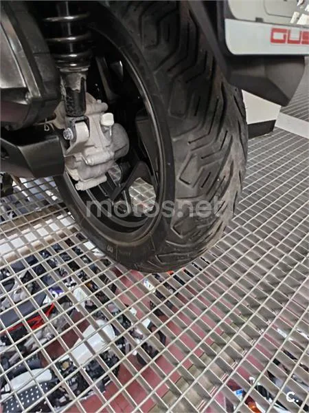 Yamaha XMAX 125 – Vista 17