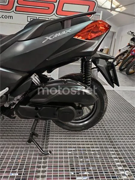 Yamaha XMAX 125 – Vista 18