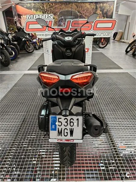 Yamaha XMAX 125 – Vista 10