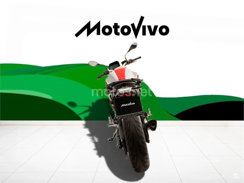 BMW F 900 R – Vista 4