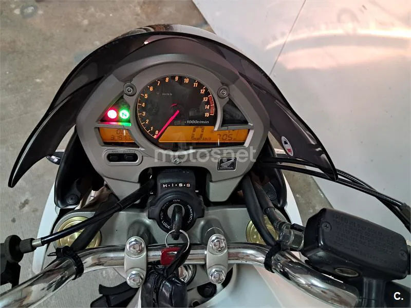Honda CB 600 F – Vista 2