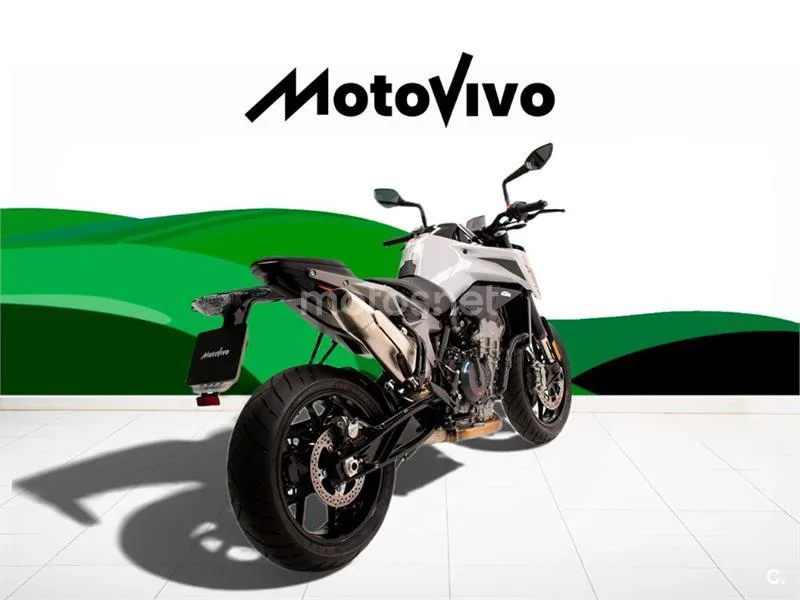 KTM 790 – Vista 3