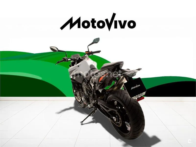KTM 790 – Vista 4