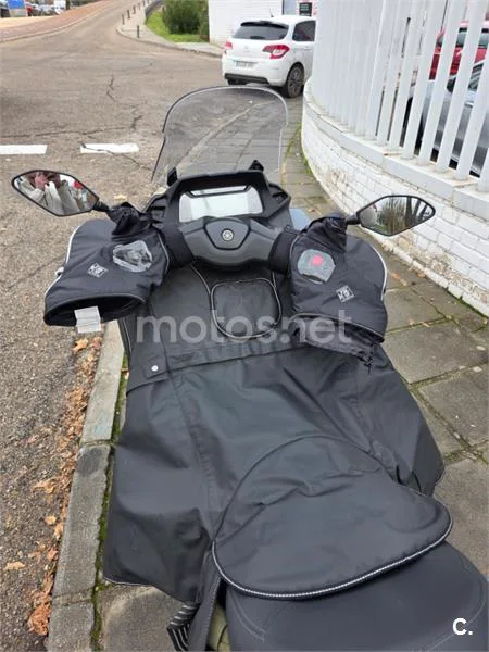 Yamaha Tricity – Vista 7