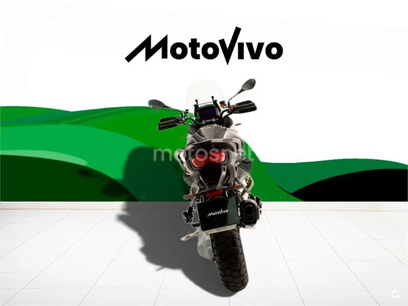 Moto Guzzi Stelvio – Vista 4