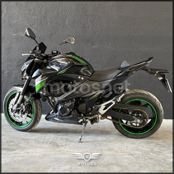 Kawasaki Z800 – Vista 5